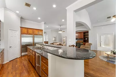 82 S Warbler Bend Circle, The Woodlands, TX 77382 - Photo 14