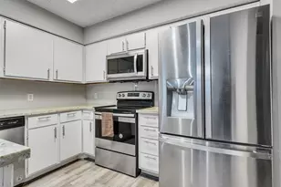 6191 Ludington Dr, Houston, TX 77035 - Photo 12