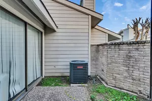 6191 Ludington Dr, Houston, TX 77035 - Photo 6