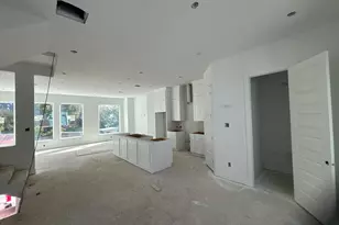 806 Fisher St, Houston, TX 77018 - Photo 18