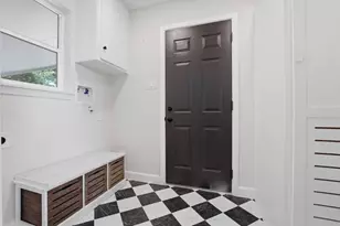 1918 Stebbins Dr, Houston, TX 77043 - Photo 12