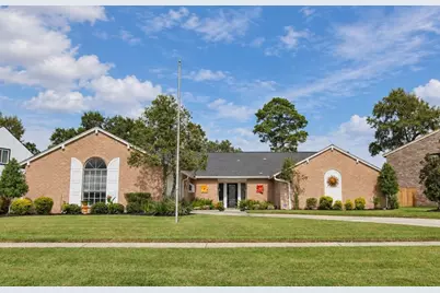 3119 Silver Springs Drive, La Porte, TX 77571 - Photo 1