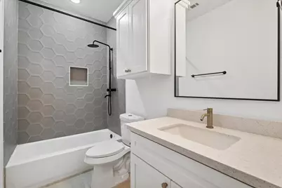 227 S Broadway Street, La Porte, TX 77571 - Photo 16