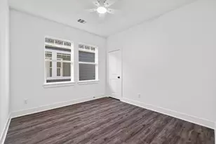 227 S Broadway St, La Porte, TX 77571 - Photo 10