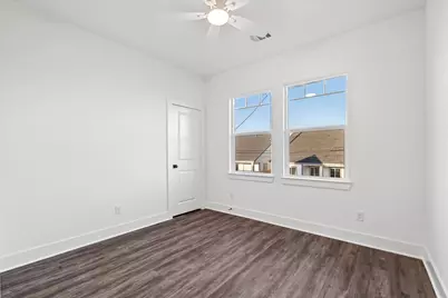 227 S Broadway Street, La Porte, TX 77571 - Photo 14