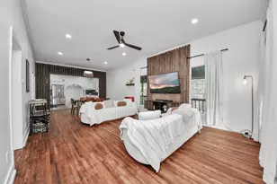 6833 Stonehaven Way, Houston, TX 77085 - Photo 2