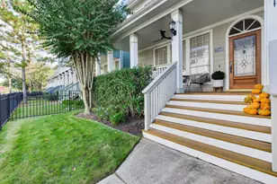 1504 W 23rd St, Houston, TX 77008 - Photo 1