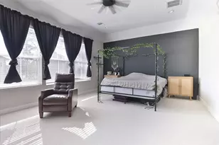 712 Pinemont Cyn Ln, Houston, TX 77018 - Photo 10