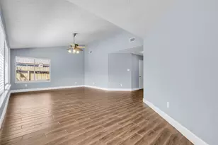 23819 Griffin House Ln, Katy, TX 77493 - Photo 4