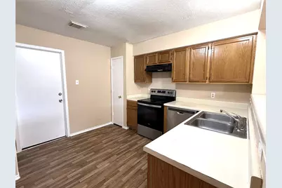 9023 Kalewood Drive, Houston, TX 77099 - Photo 6