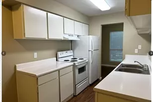 2200 Cypress Landing Dr, Houston, TX 77090 - Photo 6