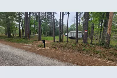 451 N Higgins, Shepherd, TX 77371 - Photo 4