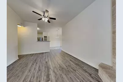 9167 Golden Sunshine Drive, Houston, TX 77064 - Photo 4