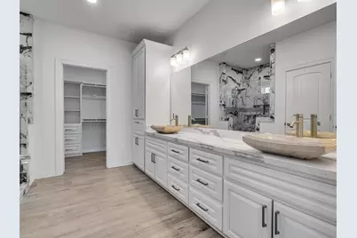 2832 Golden Avenue Avenue, Bay City, TX 77414 - Photo 6