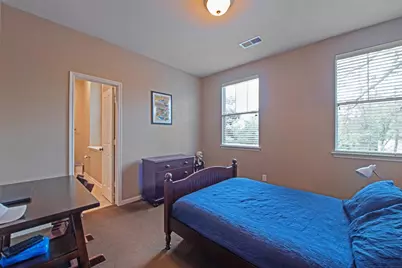 110 S Longsford Circle, The Woodlands, TX 77382 - Photo 20