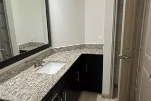 2700 Brazos St, Houston, TX 77006 - Photo 8