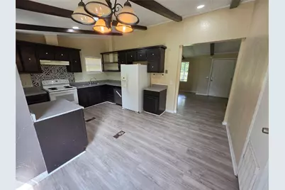 8 Park Lane, Huntsville, TX 77320 - Photo 6