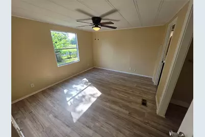 8 Park Lane, Huntsville, TX 77320 - Photo 10