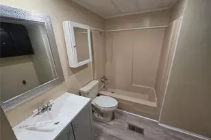 8 Park Ln, Huntsville, TX 77320 - Photo 8