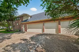 5411 Pine St, Bellaire, TX 77401 - Photo 38