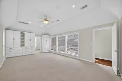 5411 Pine Street, Bellaire, TX 77401 - Photo 24