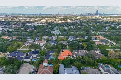 5411 Pine Street, Bellaire, TX 77401 - Photo 48