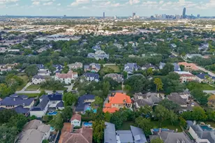 5411 Pine St, Bellaire, TX 77401 - Photo 48