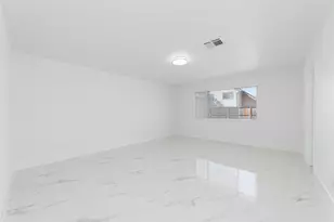 13330 Agarita Ln, Houston, TX 77083 - Photo 16