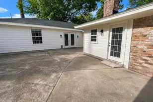24207 Shellbrook Dr, Houston, TX 77336 - Photo 10