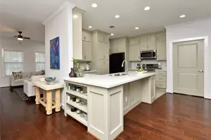 7954 Sparta St, Houston, TX 77028 - Photo 2