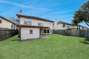 12318 Glenmeadow Dr, Stafford, TX 77477 - Photo 22