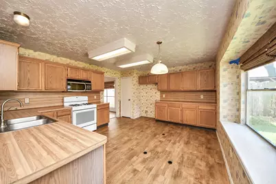 12318 Glenmeadow Drive, Stafford, TX 77477 - Photo 12