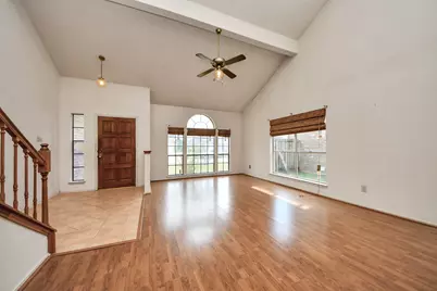 12318 Glenmeadow Drive, Stafford, TX 77477 - Photo 6