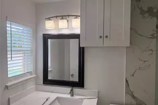 6525 Renwick Dr, Houston, TX 77081 - Photo 22