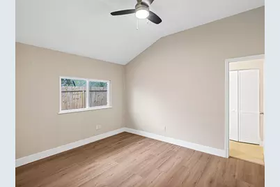 9254 Autumnsong Drive, Houston, TX 77064 - Photo 16