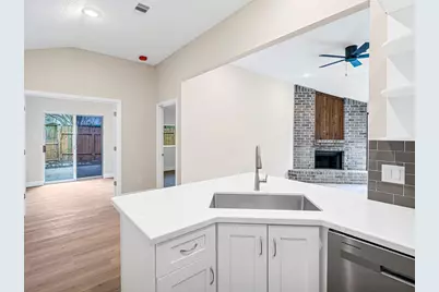 9254 Autumnsong Drive, Houston, TX 77064 - Photo 12