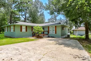 235 Mesa Verde, Livingston, TX 77351 - Photo 1