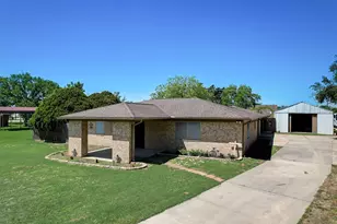 13414 Anna Ct, Santa Fe, TX 77517 - Photo 2