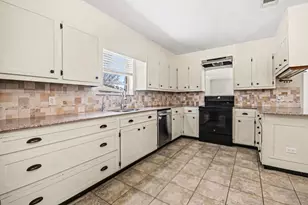 13414 Anna Ct, Santa Fe, TX 77517 - Photo 22