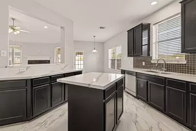 71 N Forrest Avenue, La Porte, TX 77571 - Photo 16