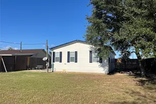 1007 Rose Ln, Eagle Lake, TX 77434 - Photo 8