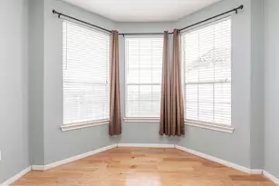 7575 Kirby Dr, Houston, TX 77030 - Photo 6