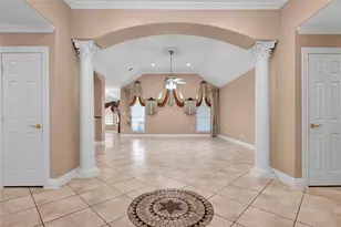 11207 Indian Trails Dr, Tomball, TX 77375 - Photo 4