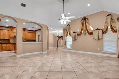11207 Indian Trails Drive, Tomball, TX 77375 - Photo 6