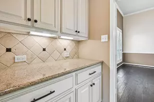 2306 Lakeway Dr, Friendswood, TX 77546 - Photo 14