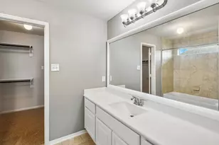 2306 Lakeway Dr, Friendswood, TX 77546 - Photo 32