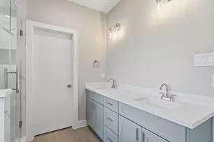 1937 Dewalt St, Houston, TX 77088 - Photo 16