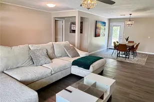 111 Grove St, La Porte, TX 77571 - Photo 6