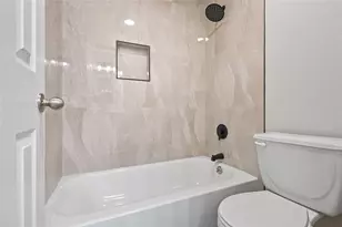 15306 Bramshaw Glen Ct, Houston, TX 77049 - Photo 26
