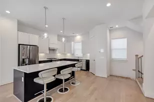 1740 Ojeman Point Ln, Houston, TX 77055 - Photo 14